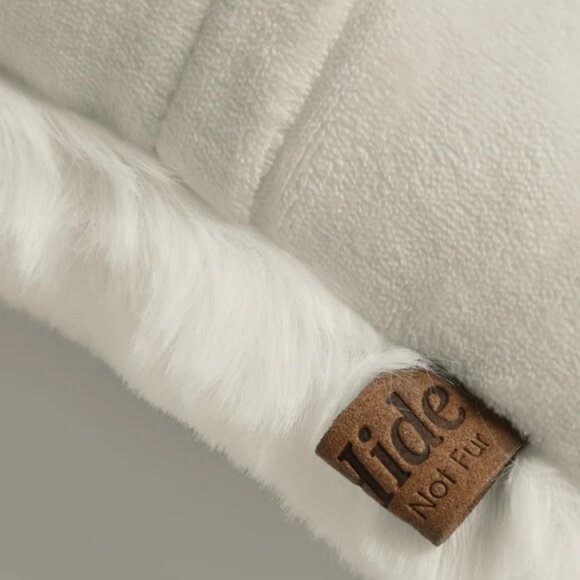 New UnHide Squish Pillow Snow White Small Lumbar Rectangle 12" x 20 " Pillow - Picture 3 of 4